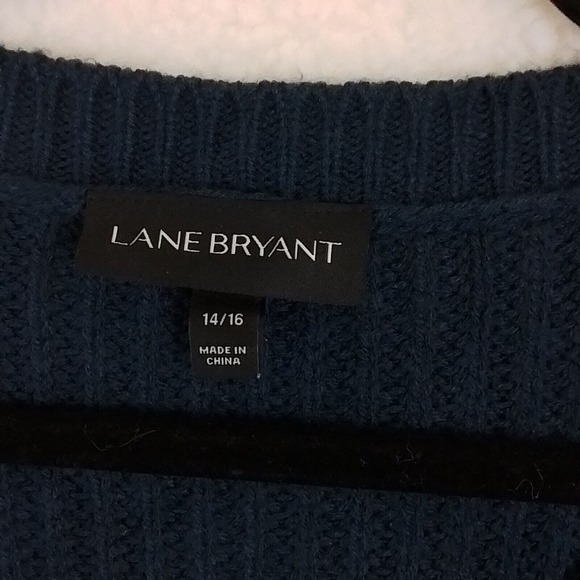 Lane Bryant Chunky Knit Sweater Size 14/16 in Navy w Hem Ties - Picture 10 of 11